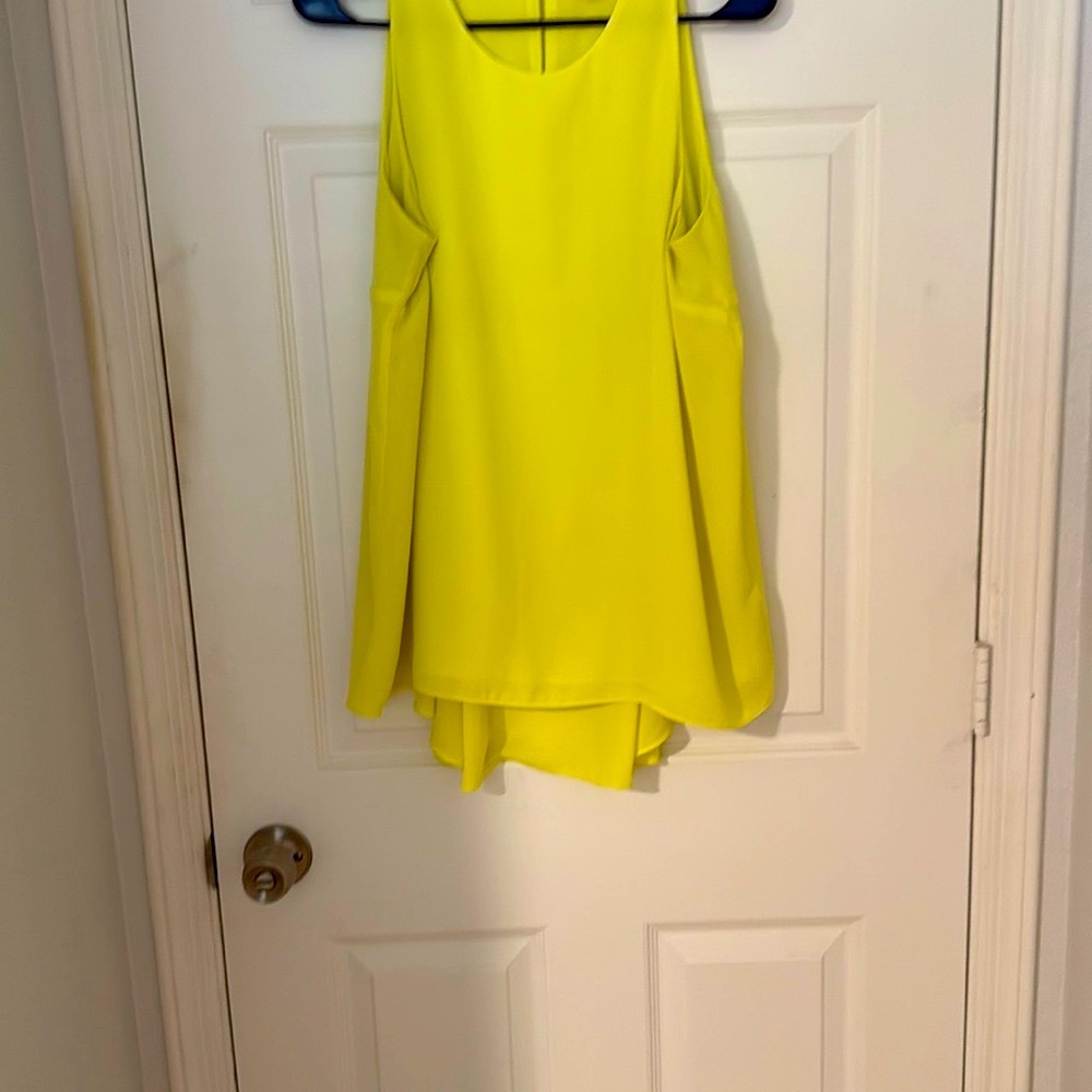 Vince Camuto Sleeveless Yellow  Empire Waist Blouse